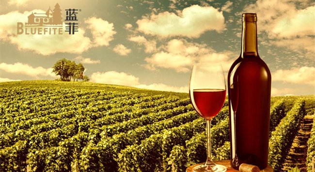 澳洲葡萄酒產(chǎn)業(yè)價(jià)值450億澳元，中國為澳洲最大海外市場。